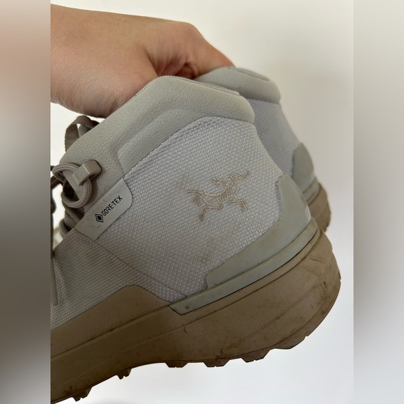 Arc'teryx KOPEC MID GTX BOOT WOMEN'S Size 6 Solitude / Rune - Picture 9 of 10